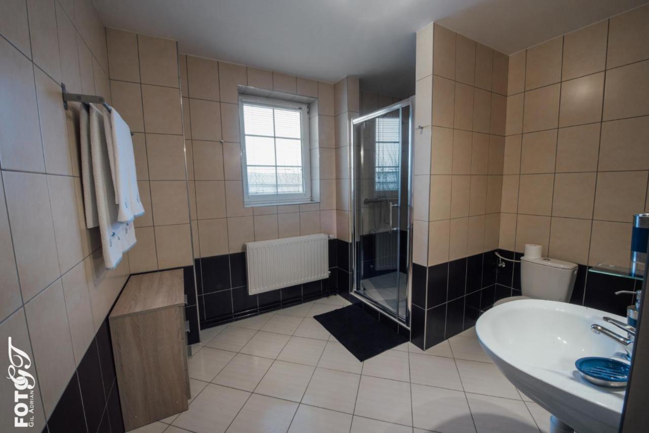 Hotel Orzel Zamość Buitenkant foto