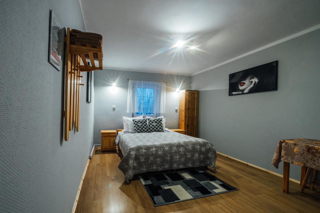 Hotel Orzel Zamość Buitenkant foto