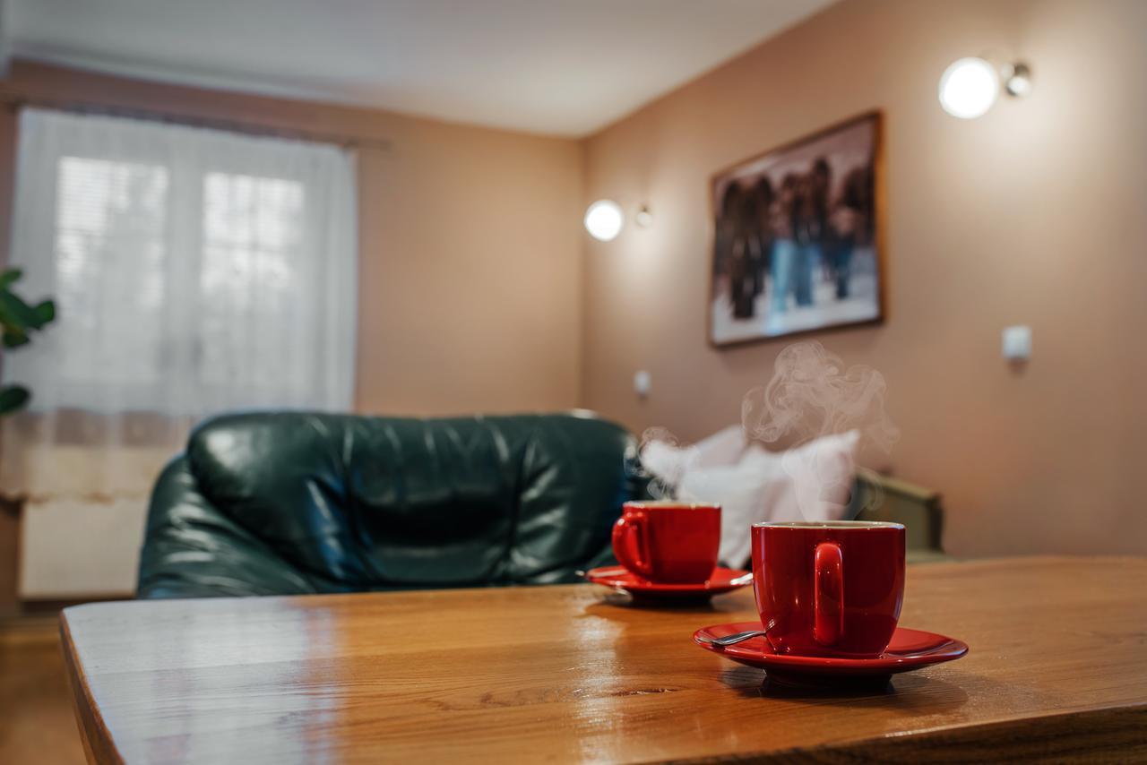 Hotel Orzel Zamość Buitenkant foto