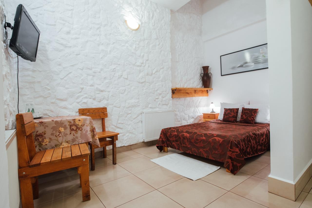 Hotel Orzel Zamość Buitenkant foto