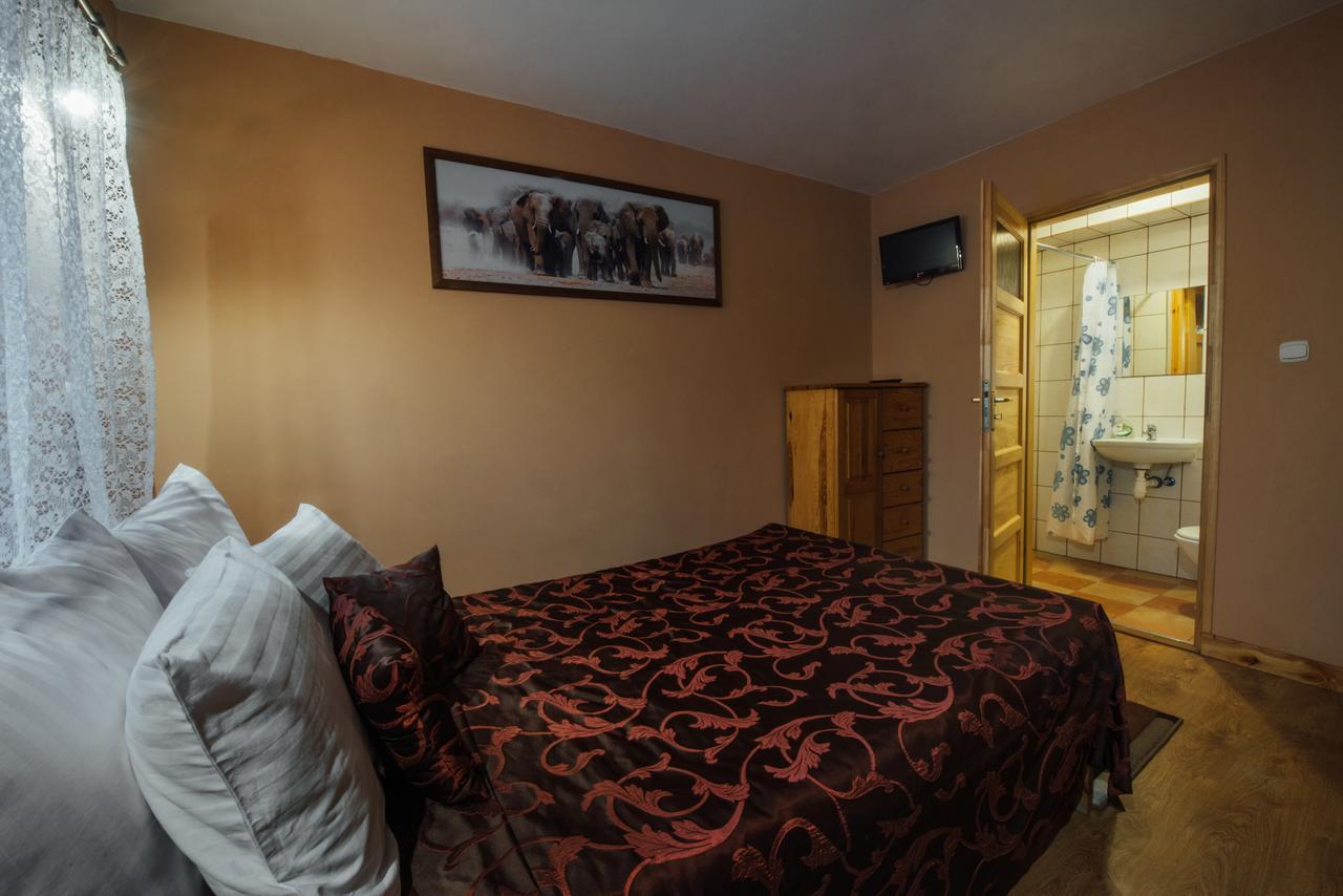 Hotel Orzel Zamość Buitenkant foto